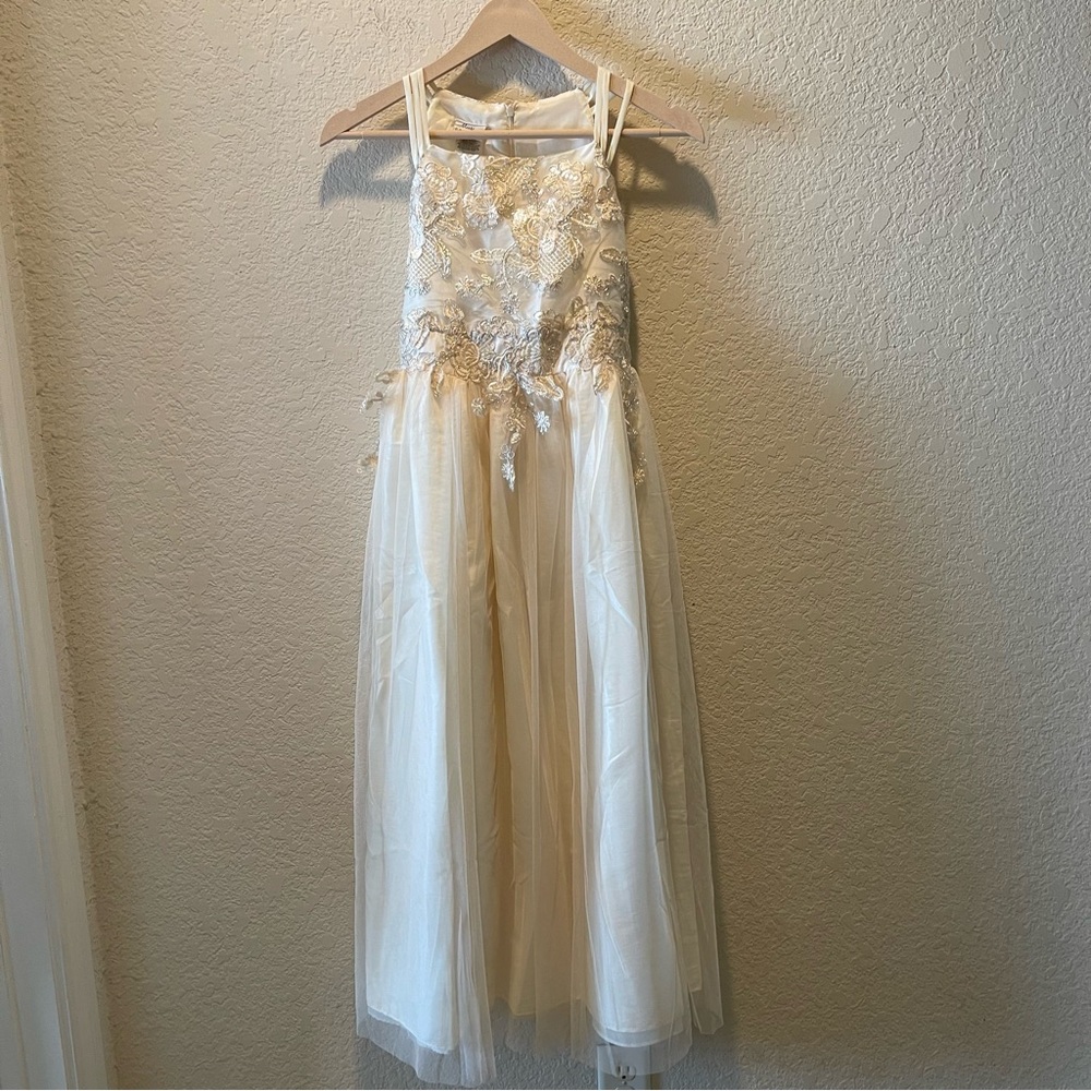 Blue Gorgeous big girls special occasion dress, size 16